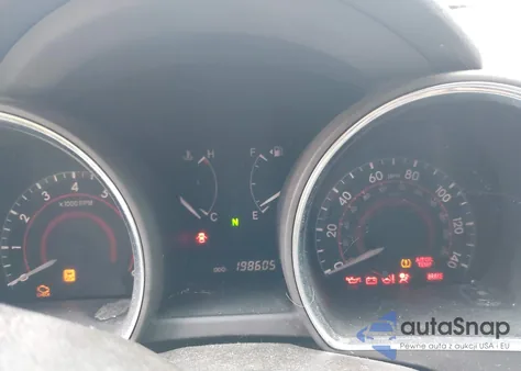 2010 Toyota Highlander Base V6 из США, поврежденный, VIN 5TDBK3EH5AS011531